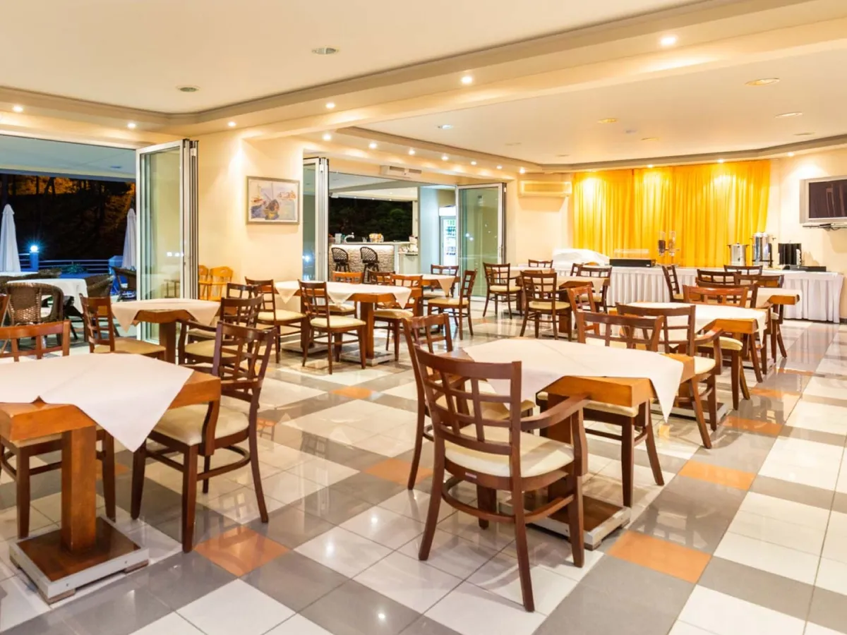 Luxury Dining